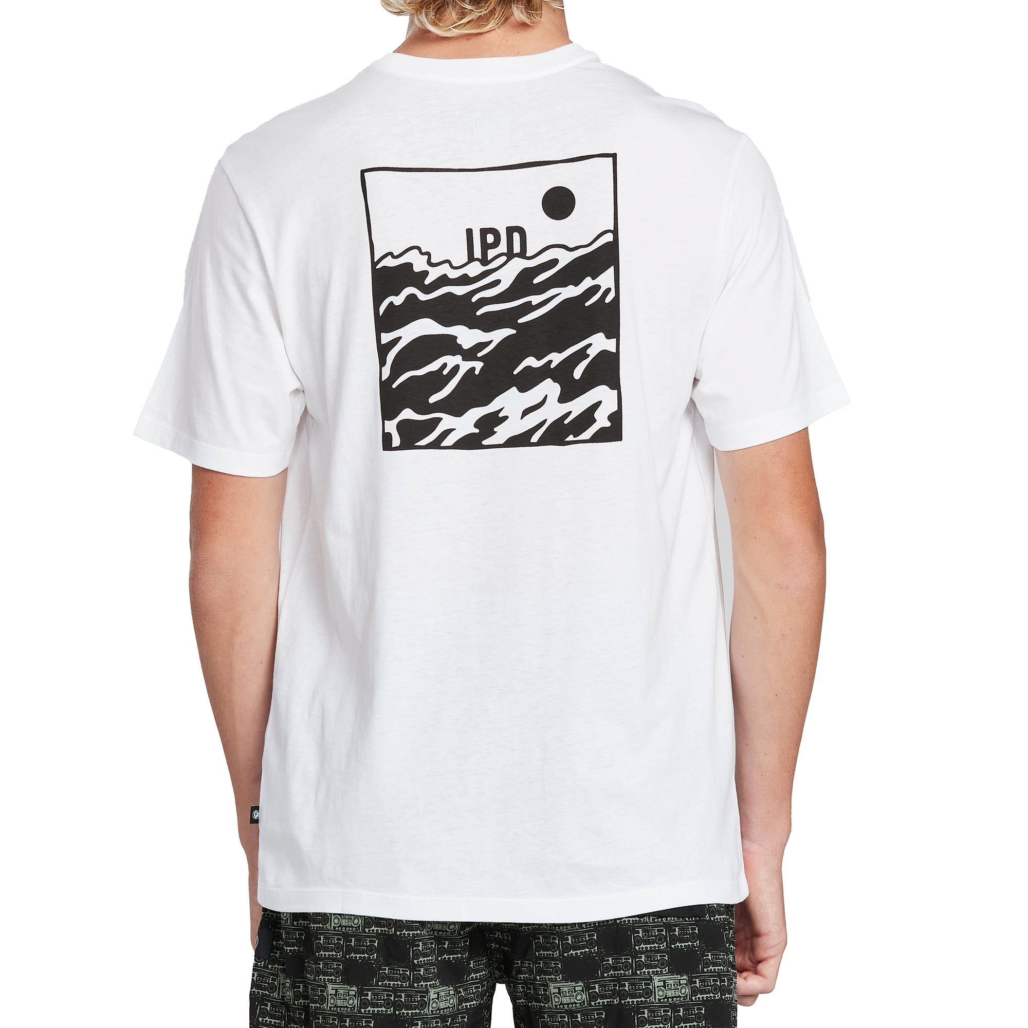 Back of a moonstone gray short sleeve tee with a large, light mineral green rectangular framed print of choppy water with the letters I P D above the water and a circular sun in the top right corner of the frame.